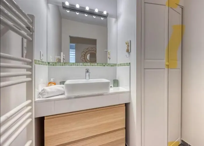 Le Vaucanson Hyper-centre Lumineux Et Chaleureux T2 ,1 Chambre, 2 Lits Apartment