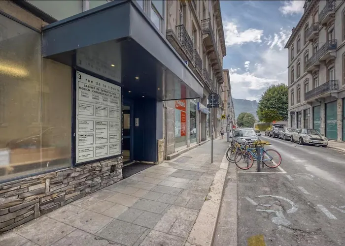 Le Vaucanson Hyper-centre Lumineux Et Chaleureux T2 ,1 Chambre, 2 Lits Apartment